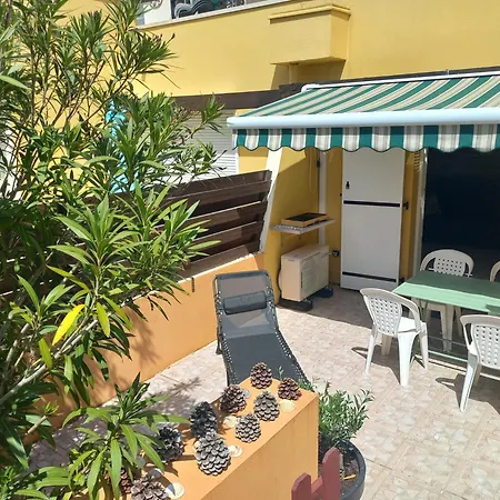 Apartment Climatise Avec Terrasse Parking Piscine Et Terrains De Tennis Agde
